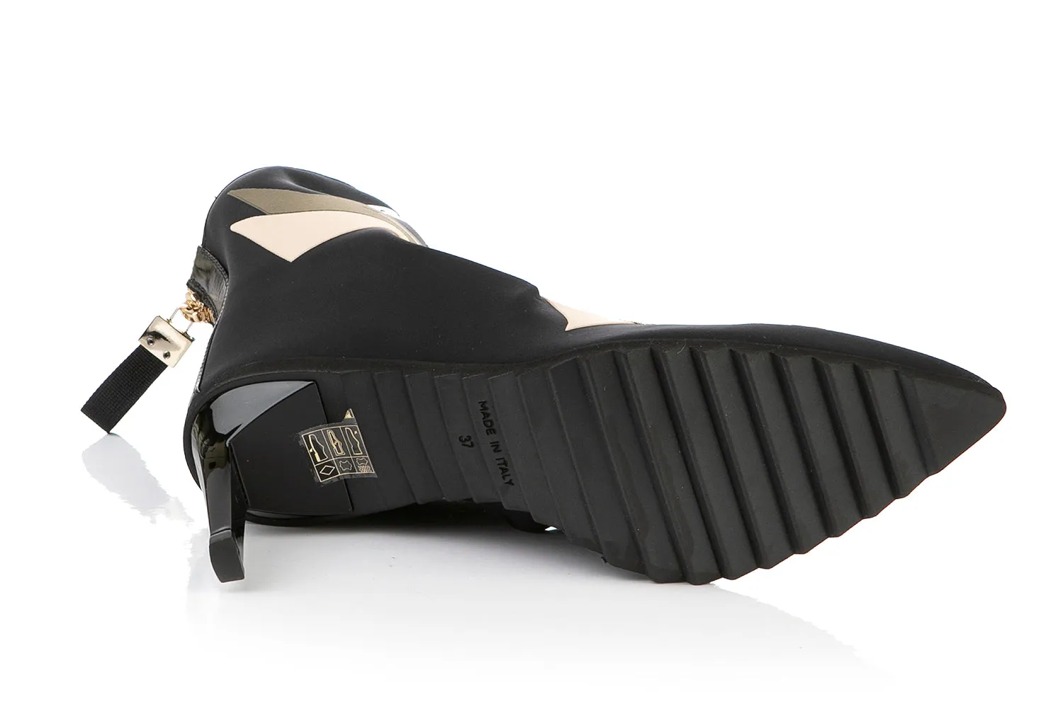 7526 Loriblu Bootie / Black