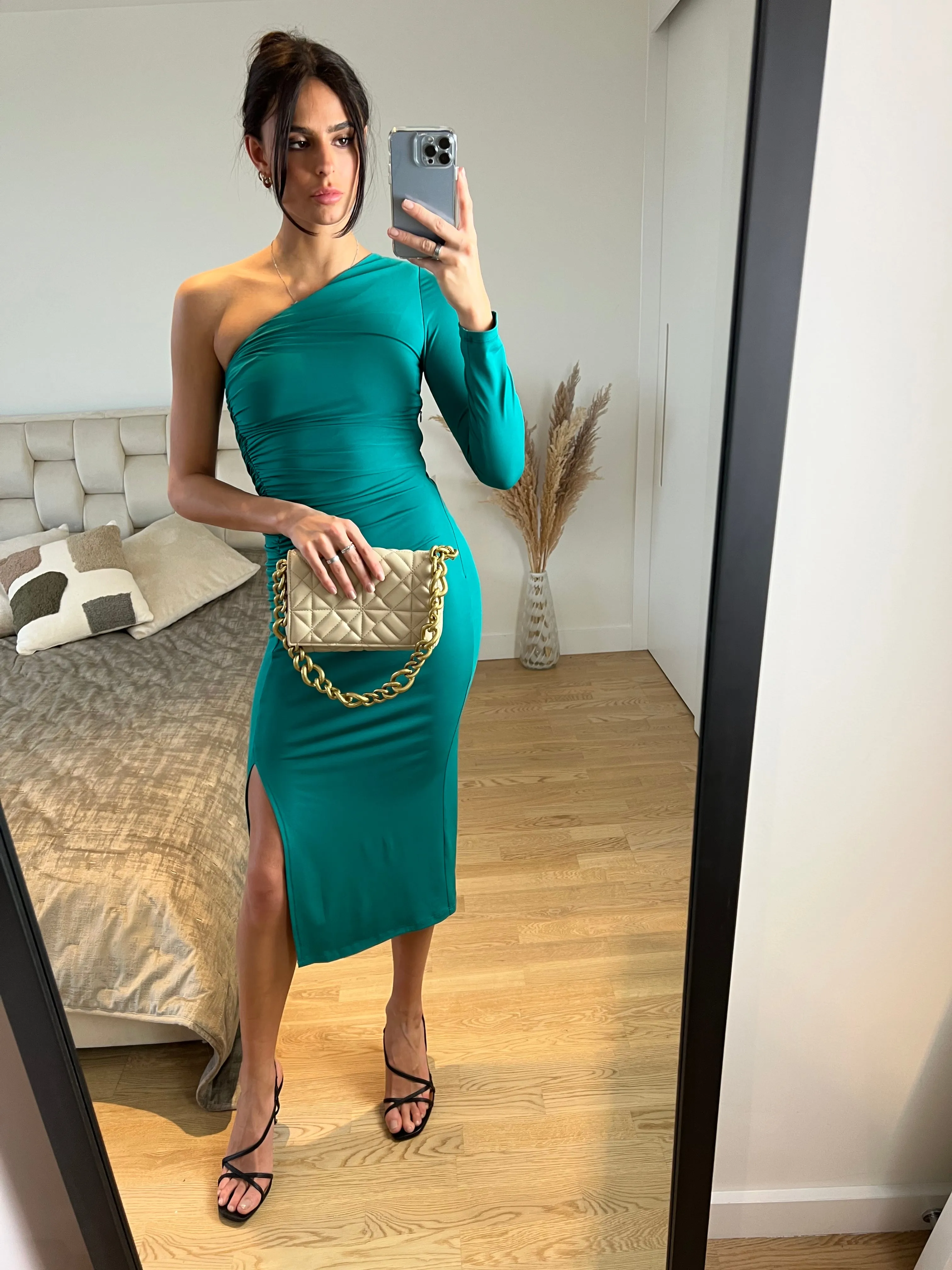 Emerald Elegance One-Shoulder Midi Dress