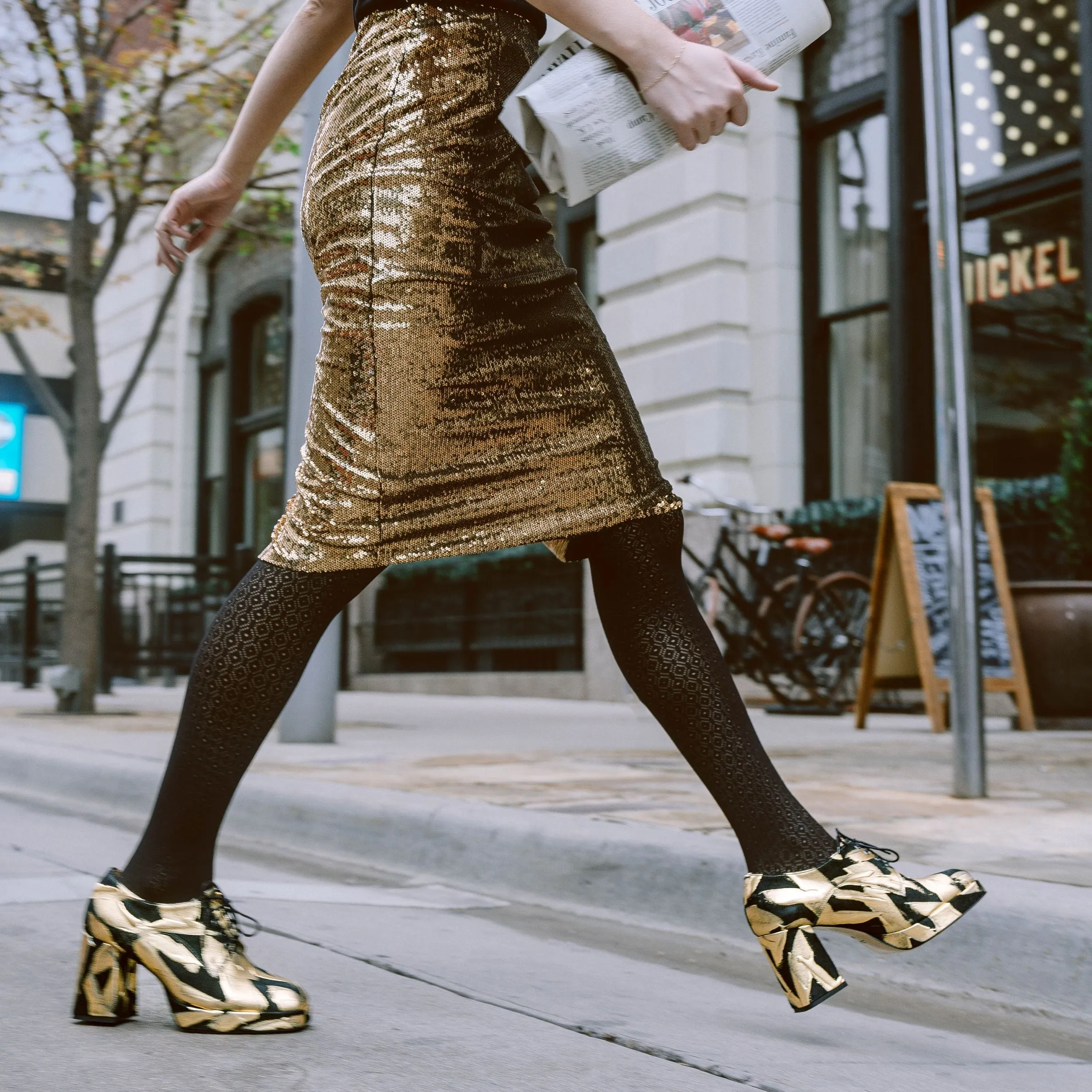 Roulette Platform - Gold - Women's leather oxford pump with platform and block heel