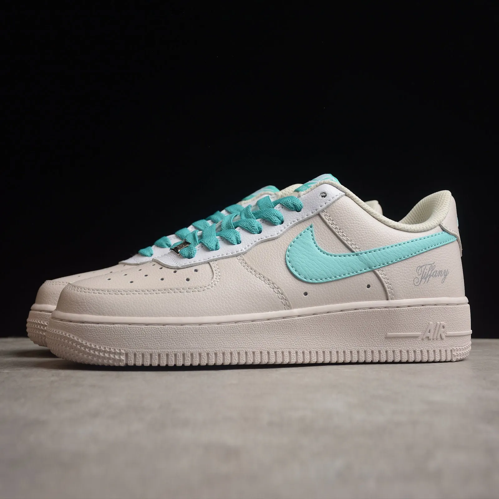 Tiffany Air Force 1