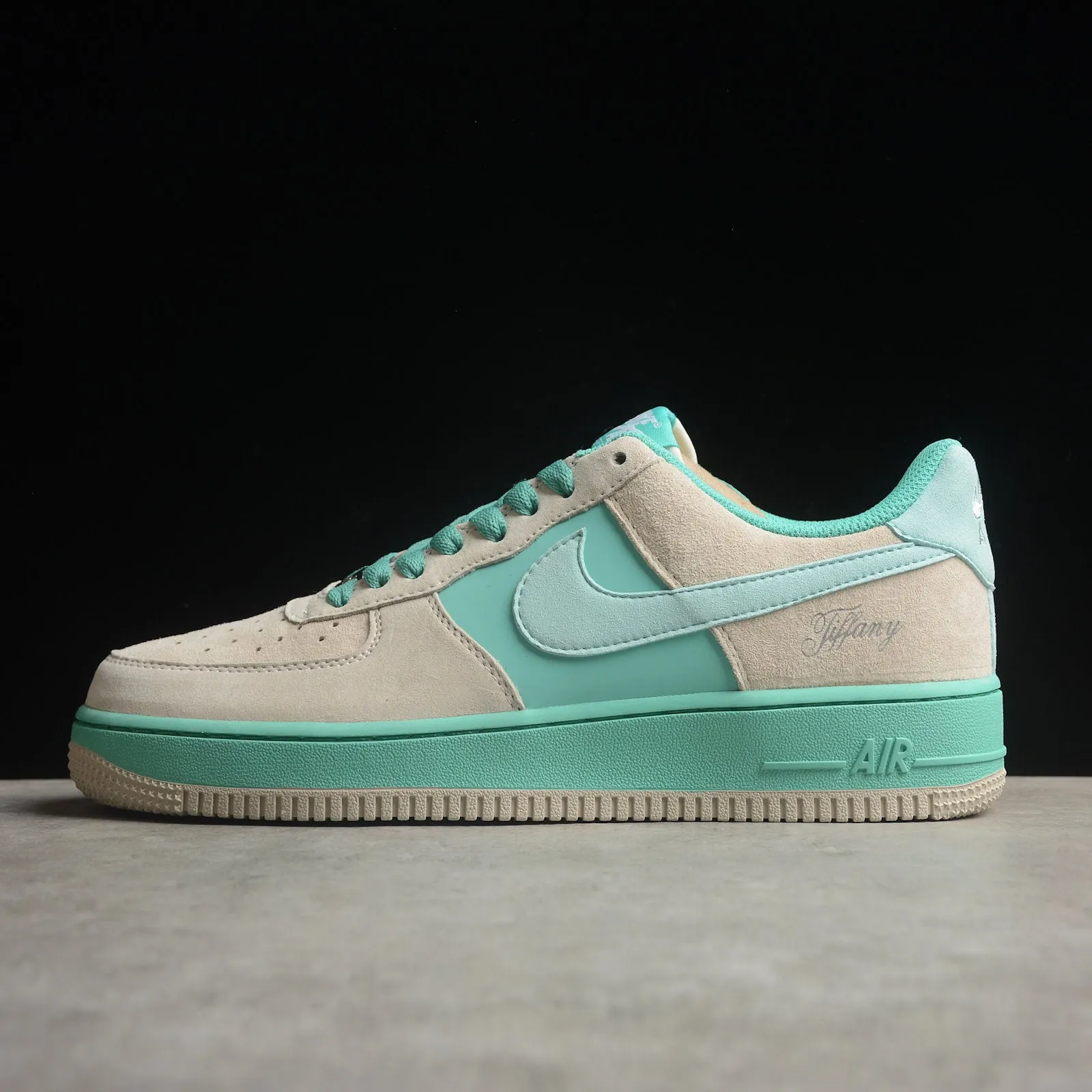 Tiffany Air Force 1
