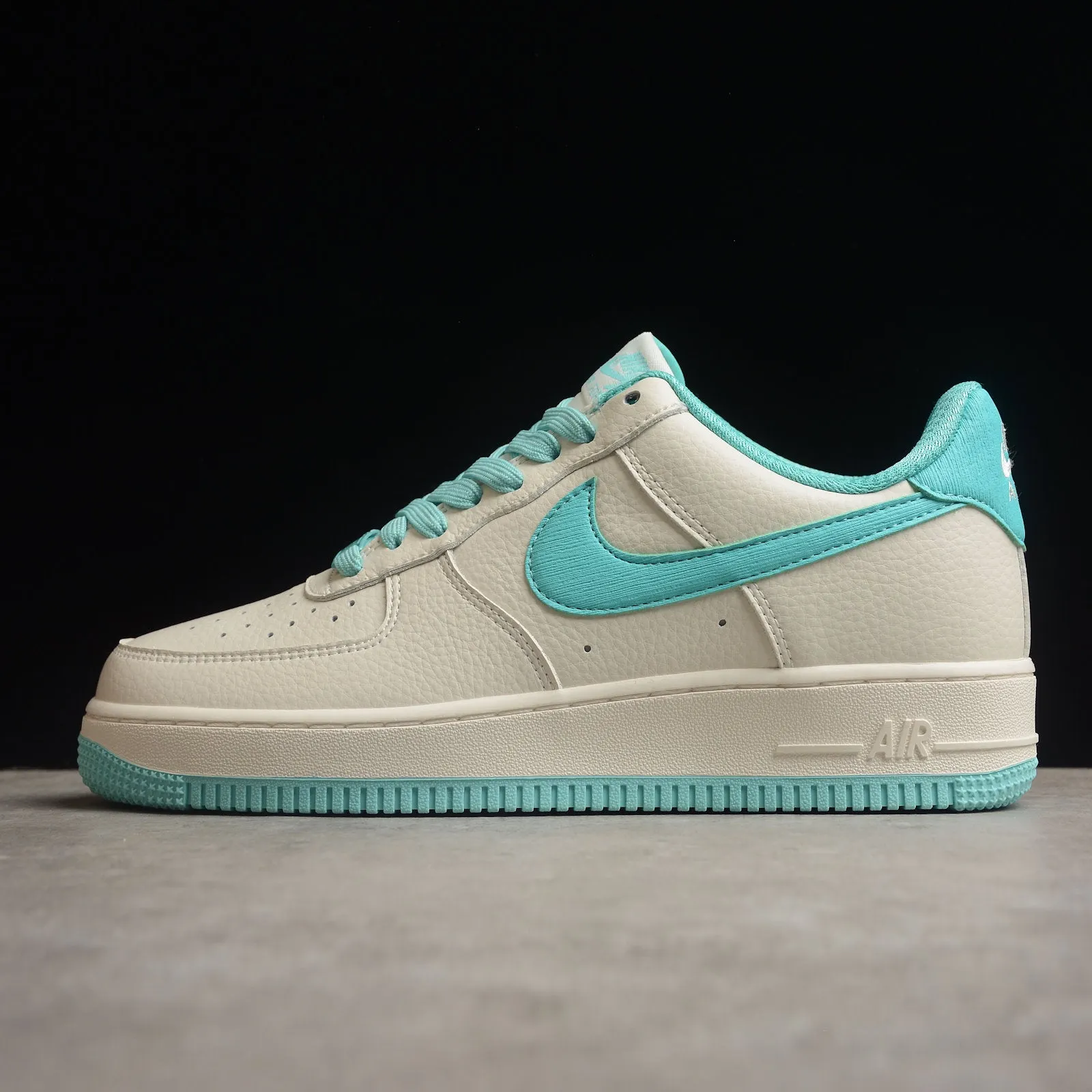 Tiffany Air Force 1