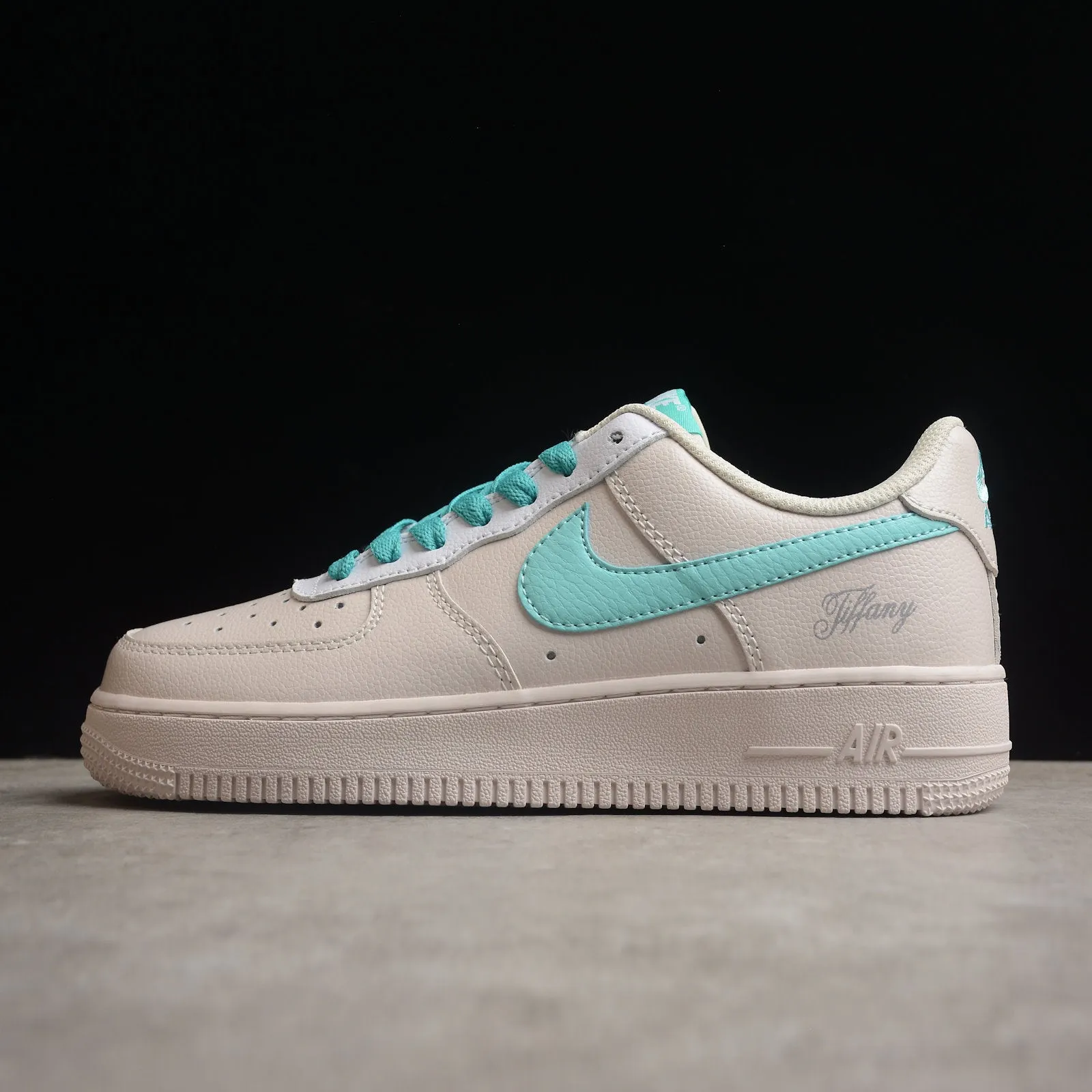 Tiffany Air Force 1