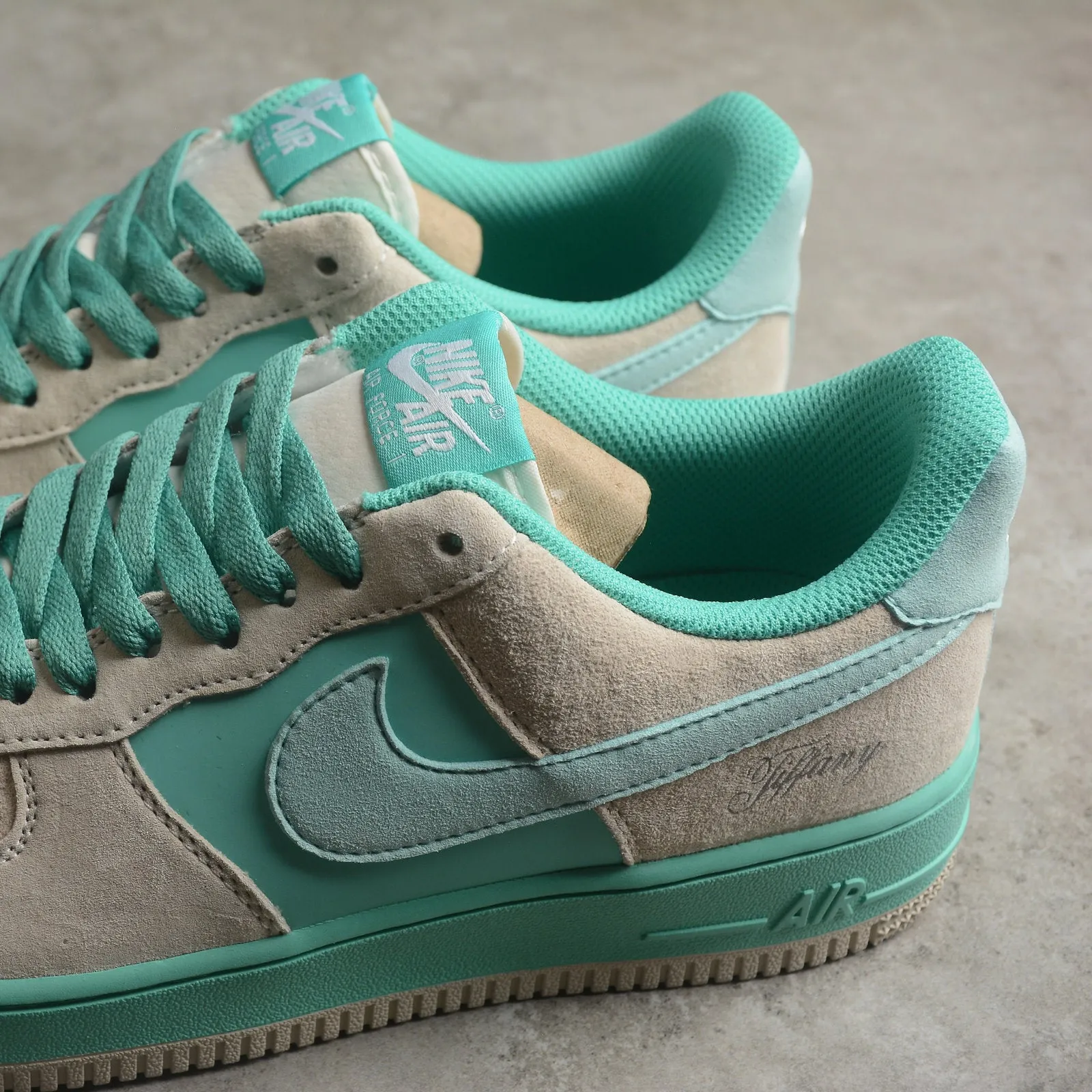 Tiffany Air Force 1