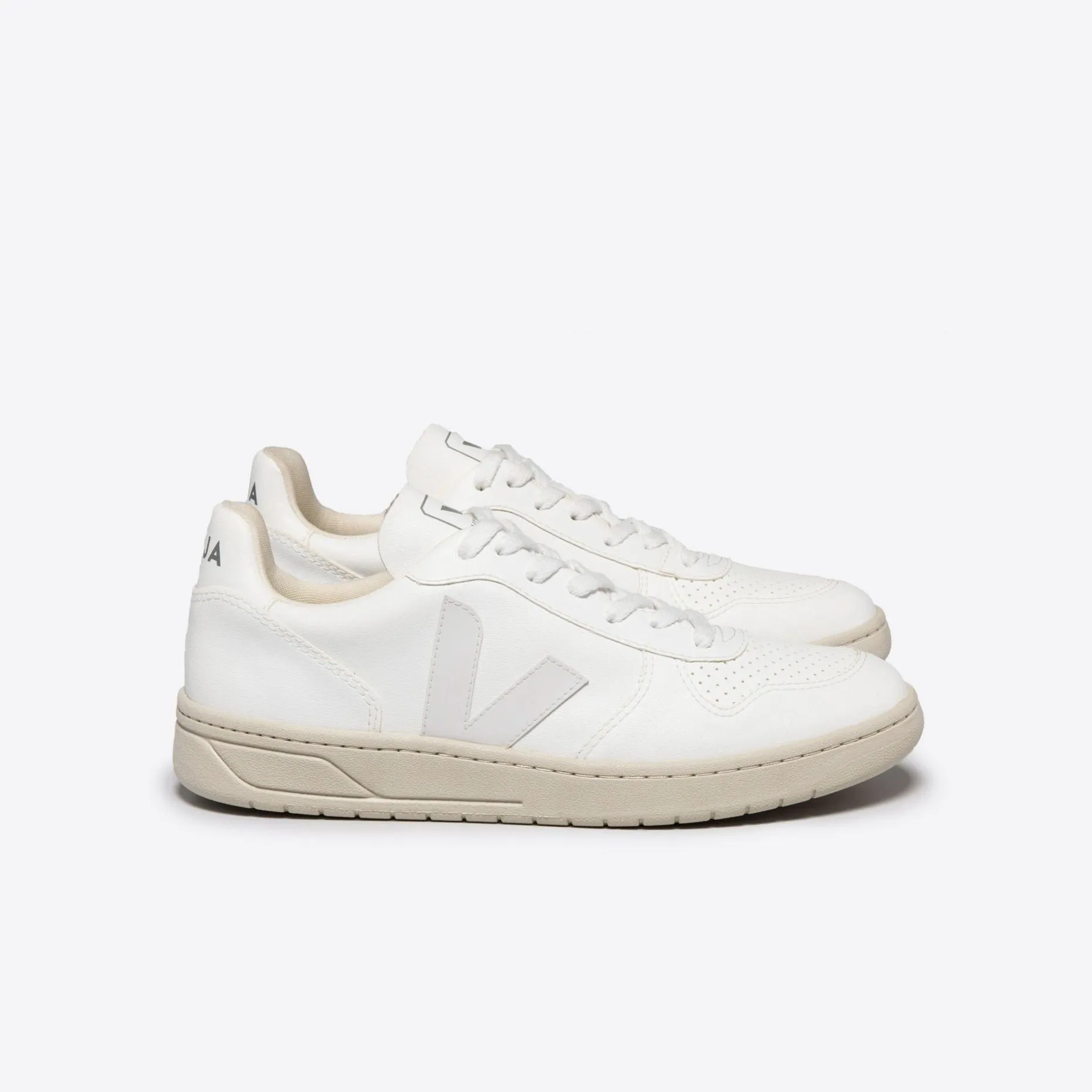 VEJA V-10 CWL | Full White
